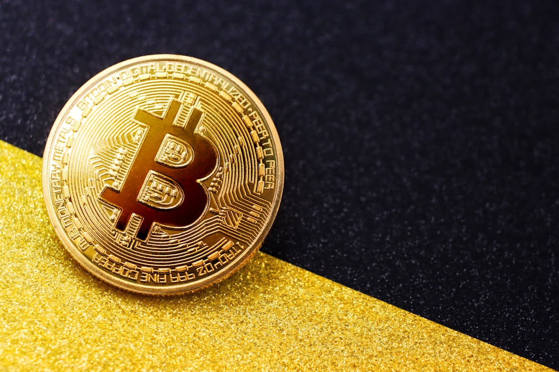 Robert Kiyosaki Predicts Bitcoin to Hit $350000 by August 2024