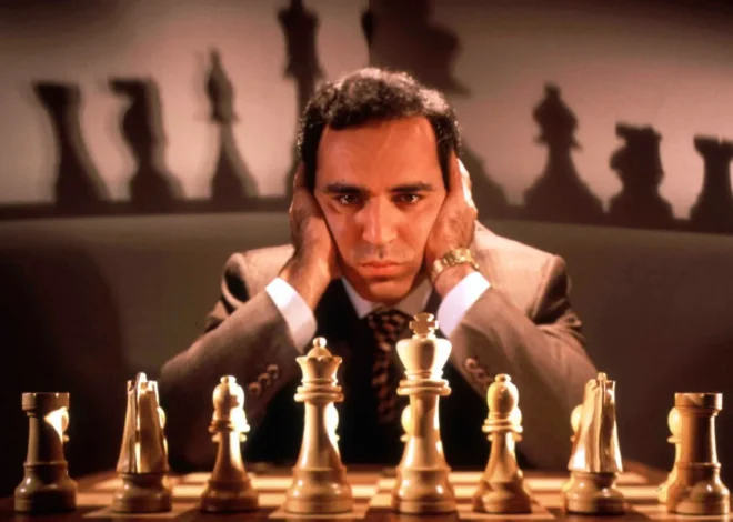 Garry Kasparov: A Masterclass in Chess Strategy and Tactics