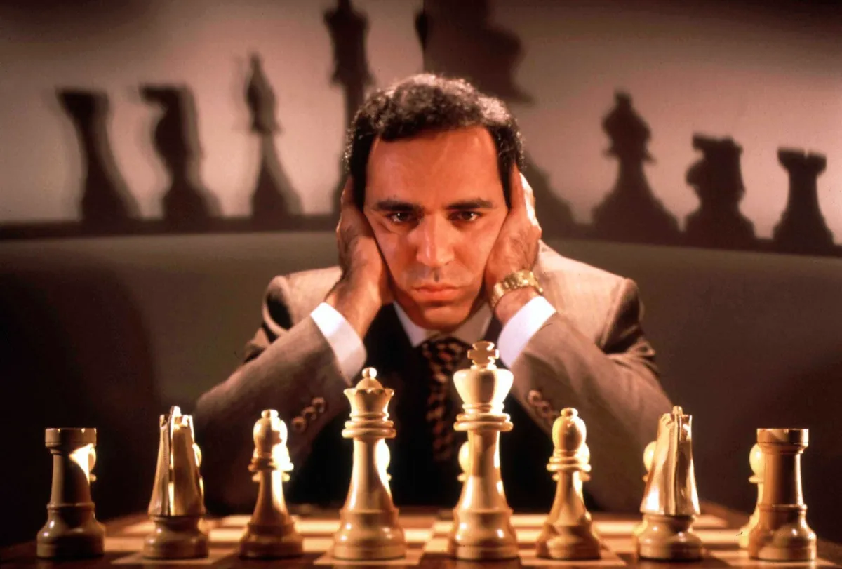 Garry Kasparov: A Masterclass in Chess Strategy and Tactics