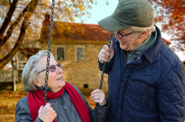 Secrets to a Long and Happy Life : Lessons from the World’s Oldest People